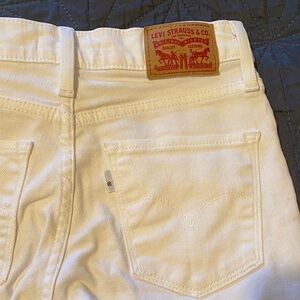 Levi’s 311 Shaping Skinny Jeans White High Rise Size 24